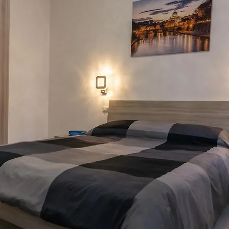 Apartment Tattica House *