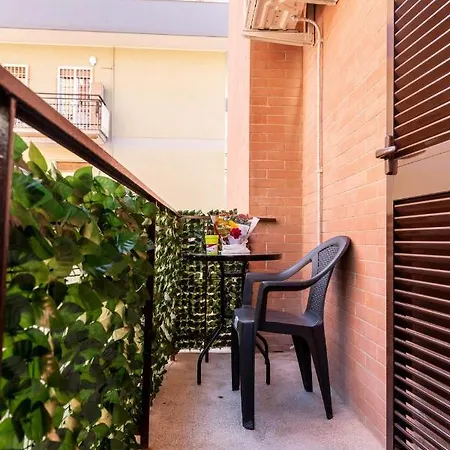 Tattica House *