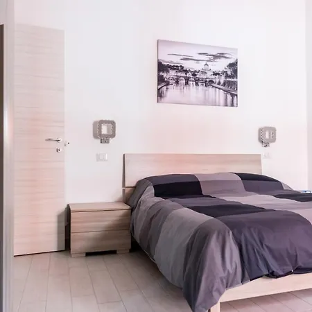 Apartment Tattica House